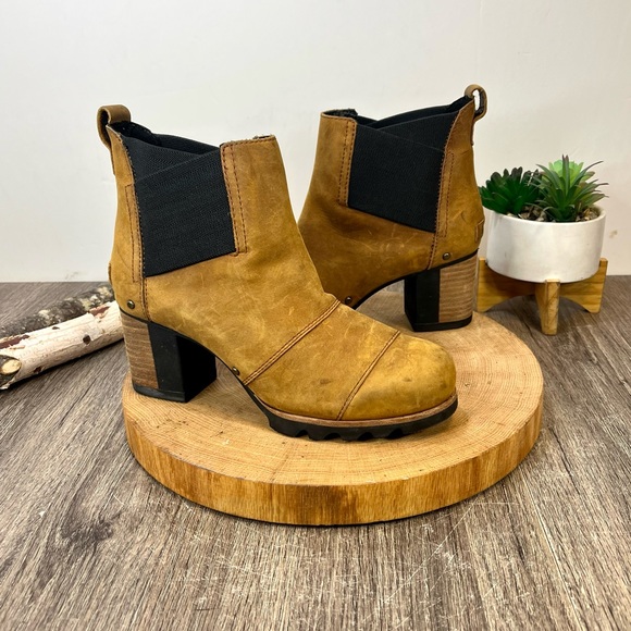 *Sorel | Women's Addington Chelsea Boot in Tan Size 6.5 - Picture 1 of 16